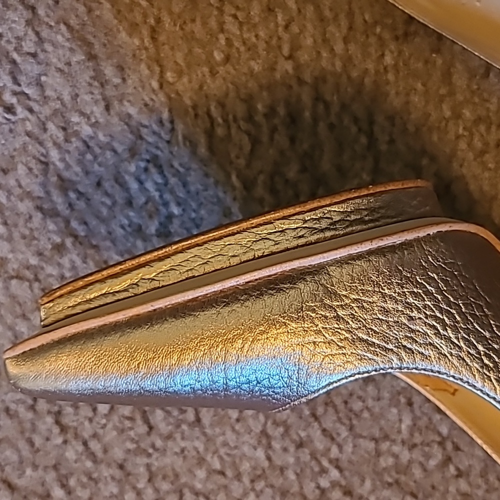 enzo angiolini snakeskin pumps